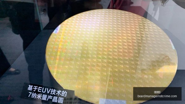新旗舰曝光,天玑,影像系统革,澳门银河官网,澳门银河App,澳门银河下载,澳门银河登录,澳门银河平台